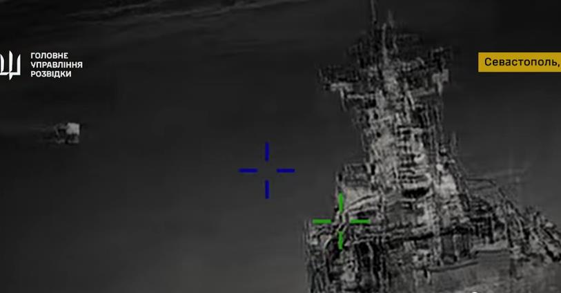 Фото для новини:ГУР показало ураження кораблів РФ у Криму