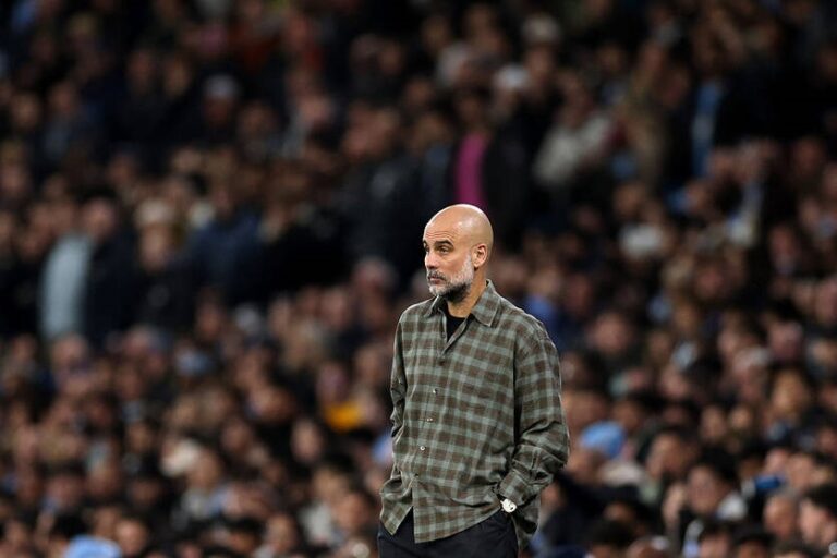 Фото для новини:Гвардіола ще не визначився зі своїм майбутнім у клубі