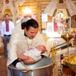 Фото для новини:Кого не можна брати в куми: головні церковні заборони