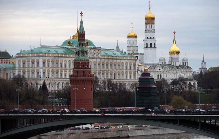 Фото для новини:Кремль розглядає три сценарії щодо війни з Україною - ЦПД