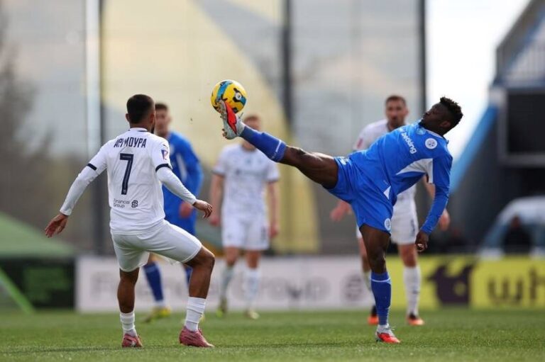 Фото для новини:Кудрівка поступилася Металісту 1925 у доданий час