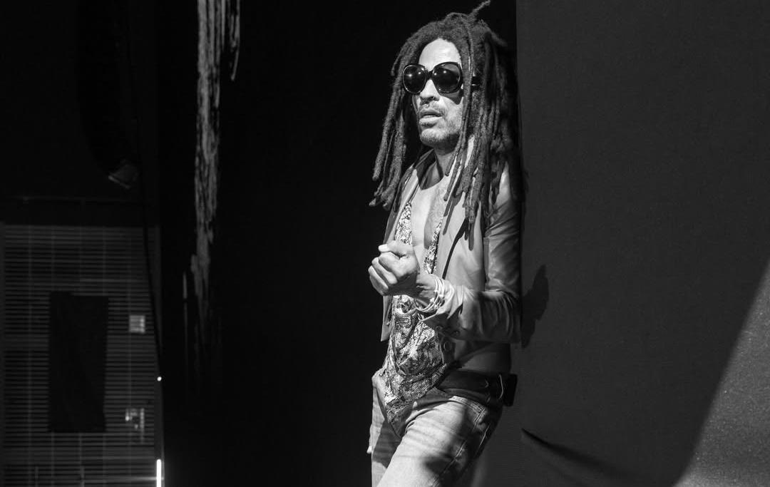 Фото для новини:Ленні Кравіц опинився у центрі скандалу через появу в компанії росіян