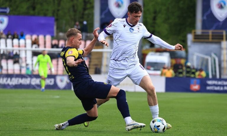 Фото для новини:ЛНЗ допустив осічку в матчі з Металістом 1925, що призвело до нічиєї