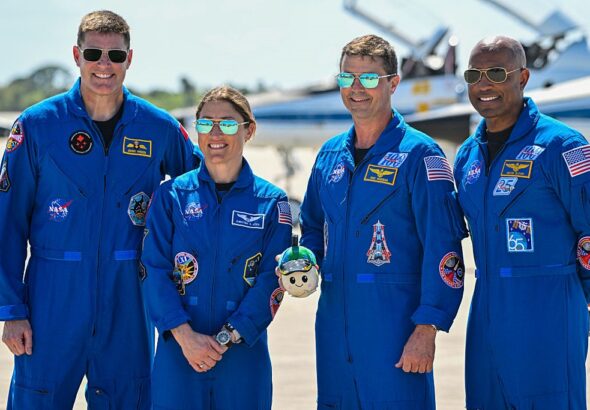 Фото для новини:Людина знову летить на Місяць. Місія Артеміда-2