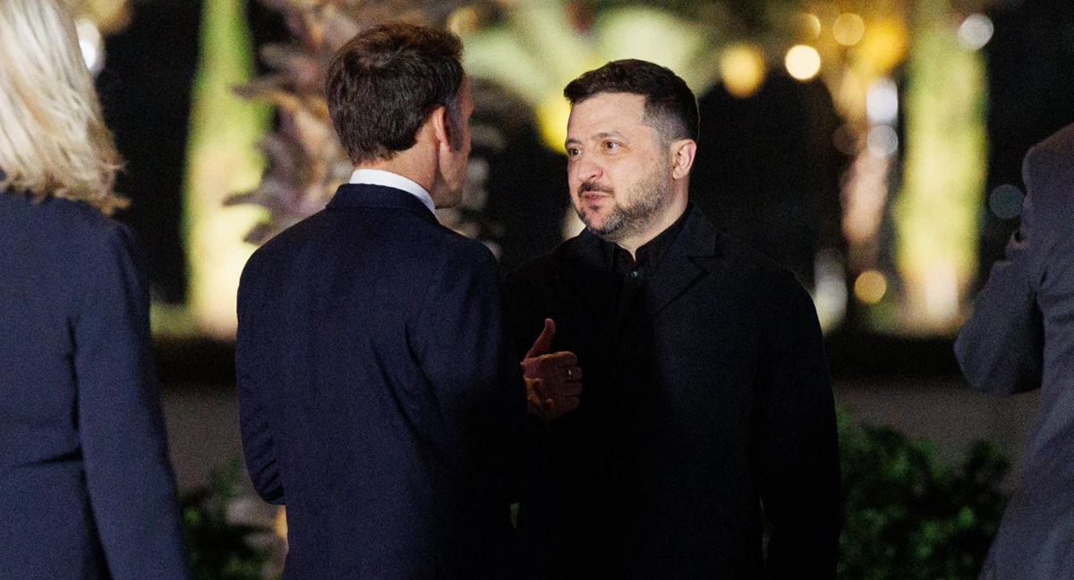 Фото для новини:Макрон привітав розблокування кредиту Україну