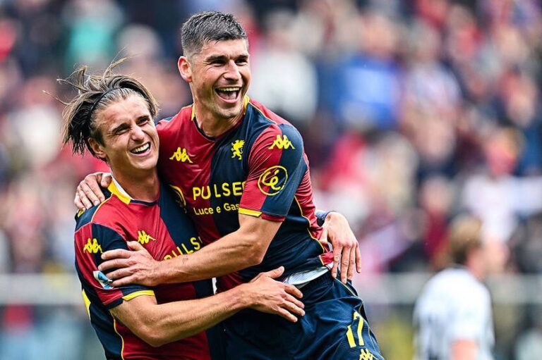 Фото для новини:Маліновський став головним героєм туру Серії А