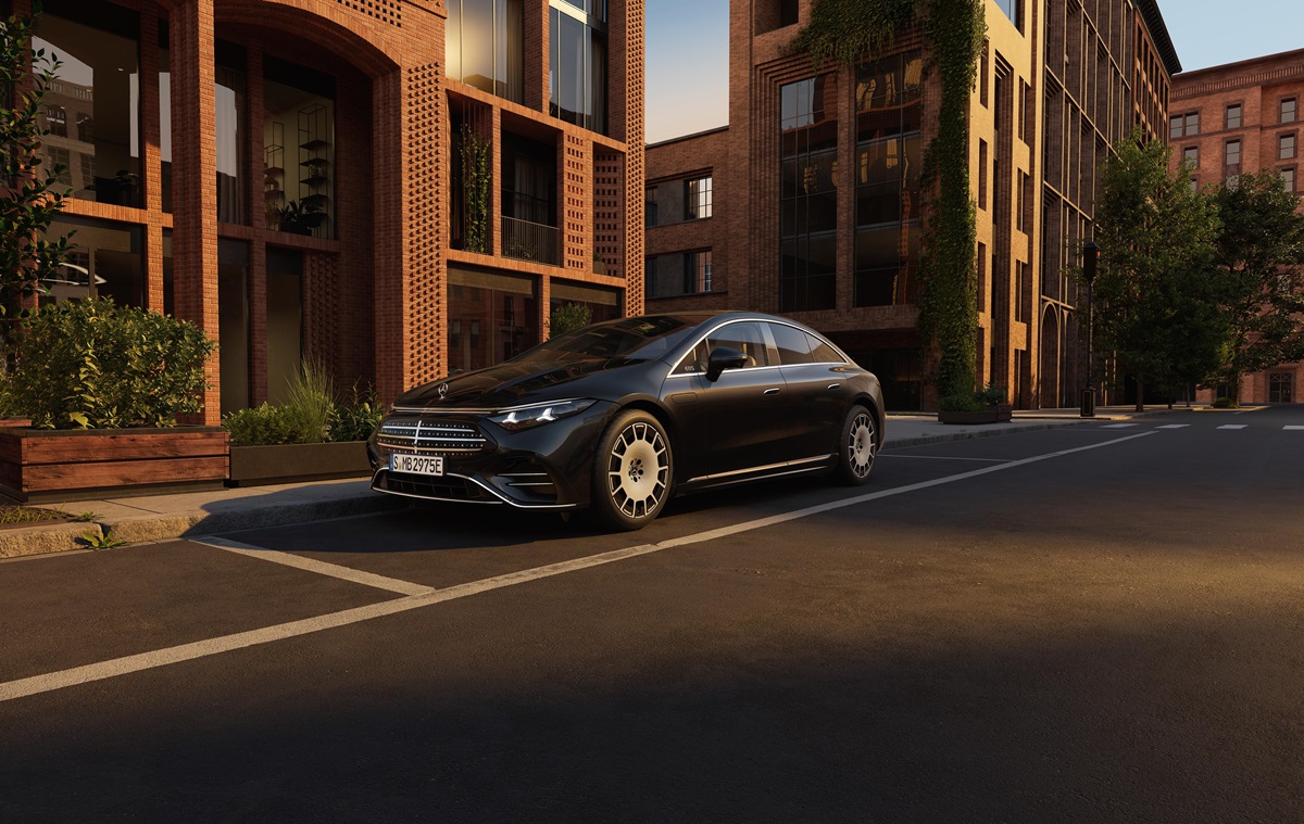 Фото для новини:Mercedes-Benz представив оновлений EQS