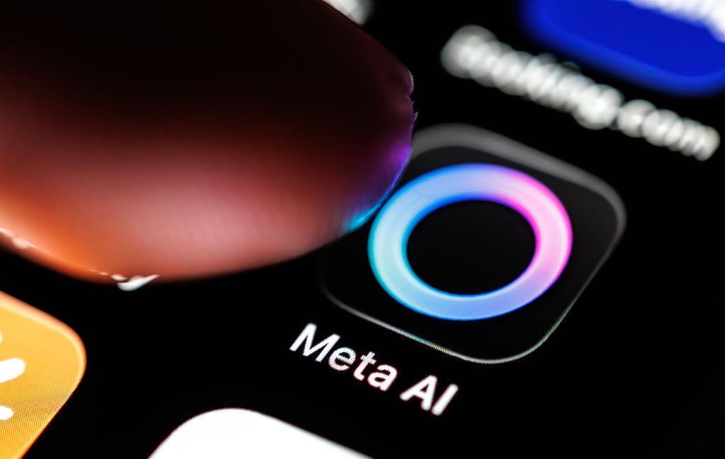 Фото для новини:Meta звільнить 8000 працівників через витрати на ШІ