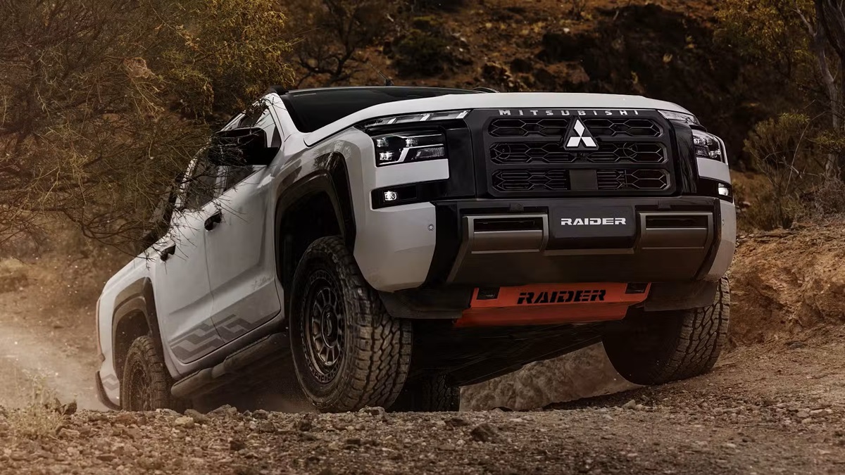 Фото для новини:Mitsubishi представила позашляховий пікап Triton Raider