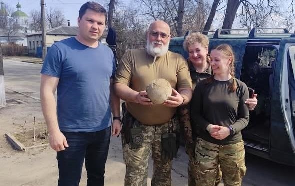 Фото для новини:На Київщині знайшли кістку мамонта віком 25 тисяч років