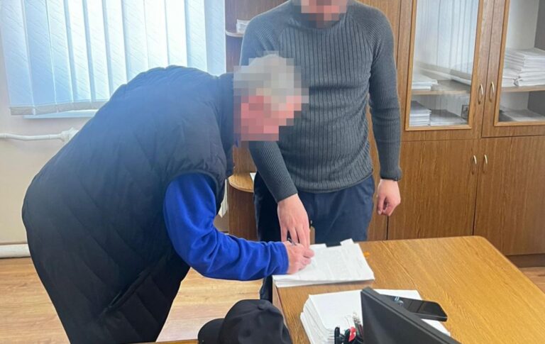 Фото для новини:На Львівщині підприємець 23 роки утримував однокласника як "раба"