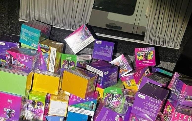 Фото для новини:На Волині затримали партію вейпів на 2 млн