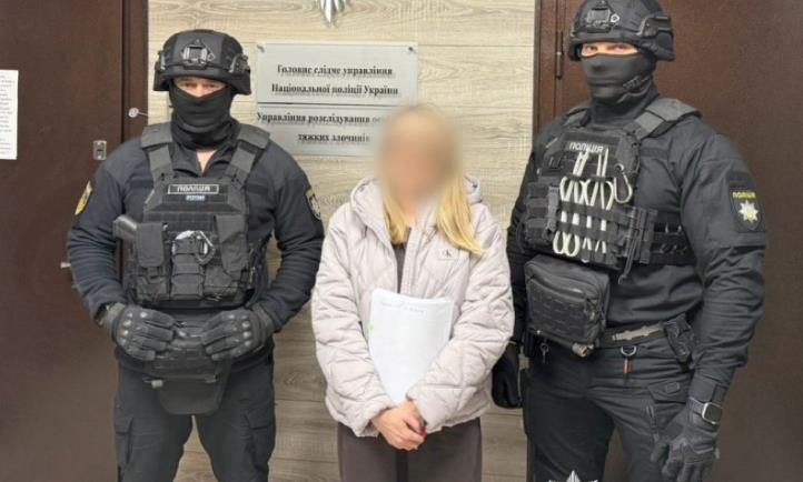 Фото для новини:На Житомирщині мати примушувала 6-річну доньку до участі дитячому порно