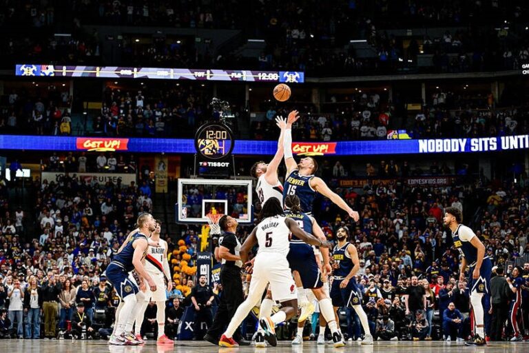 Фото для новини:НБА: Денвер дотиснув Портленд