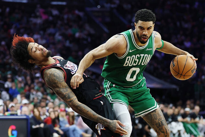 Фото для новини:НБА: Шульга допоміг Бостону розгромити Філадельфію