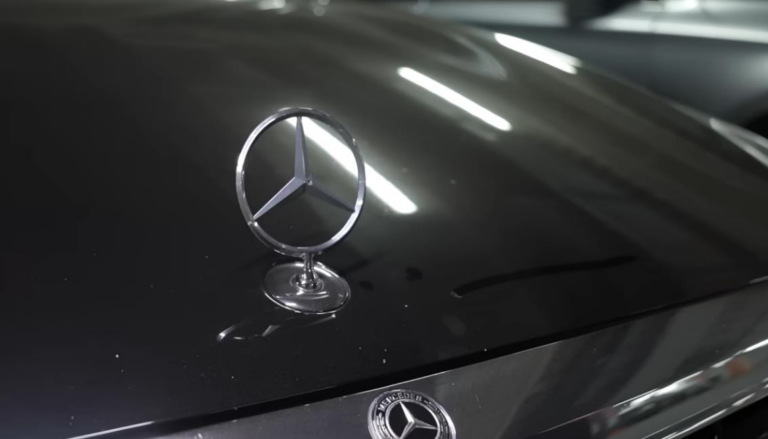 Фото для новини:Низка нардепів оновили автопарки майже на 100 млн - ЗМІ