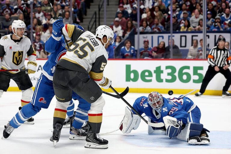 Фото для новини:НХЛ: Тампа перемогла Бостон