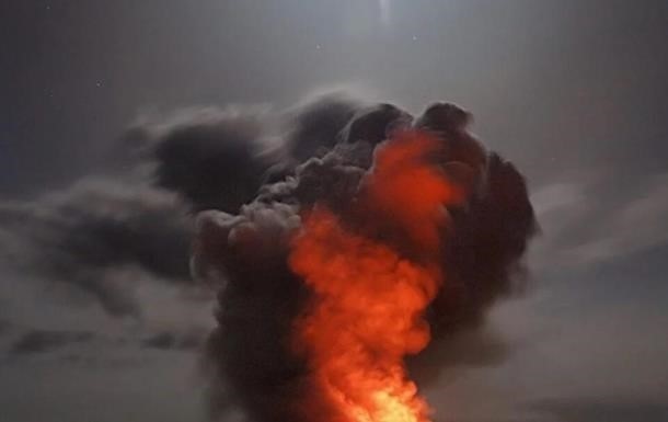 Фото для новини:Одесу атакували десятки дронів: цілили в будинки