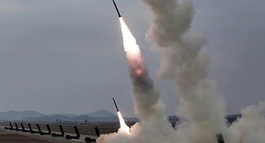 Фото для новини:Північна Корея запустила низку балістичних ракет