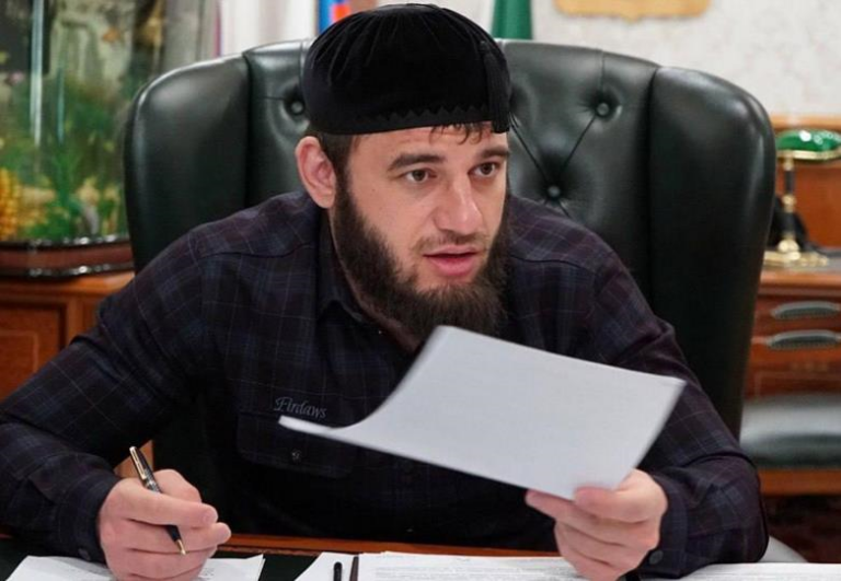 Фото для новини:Племінник та експомічник Кадирова збагатились за рахунок заводів Danone