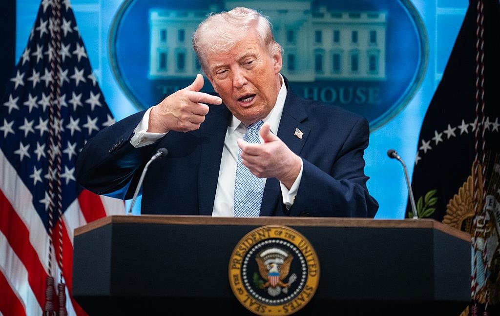 Фото для новини:Прихильники MAGA почали вимагати відставки Трампа