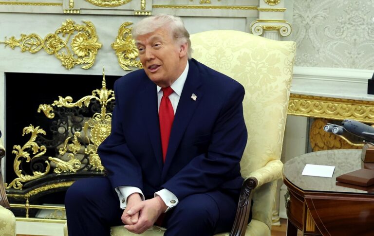 Фото для новини:Рейтинг Трампа опустився до найнижчого показника