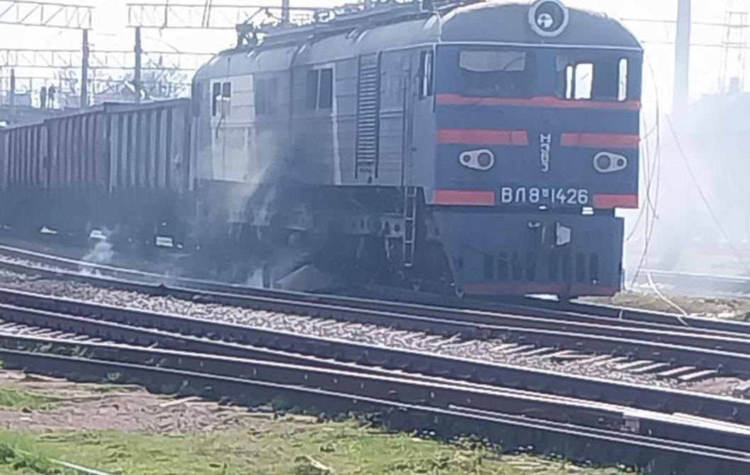 Фото для новини:РФ ударила по залізниці: евакуйовано 500 пасажирів на Дніпропетровщині