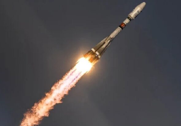 Фото для новини:РФ запустила в космос ракету Союз із військовими супутниками