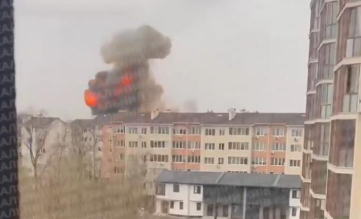 Фото для новини:Росіяни вдарили по Київщині, є жертва