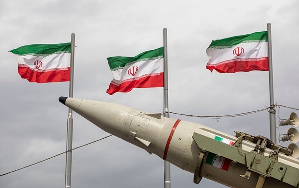 Фото для новини:Розвідка каже про значно вищу боєздатність Ірану, ніж запевняє Трамп - ЗМІ