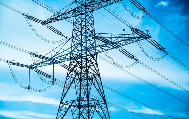 Фото для новини:Селфі на електроопорі: на Сумщині підліток отримав 70% опіків