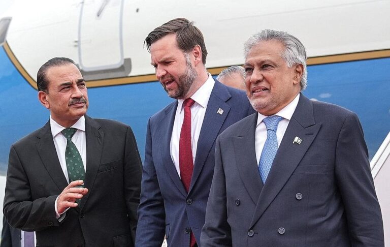 Фото для новини:США погодились розморозити іранські активи - ЗМІ