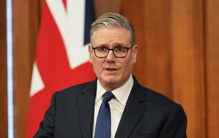 Фото для новини:Світові лідери обговорюють війну в Україні у WhatsApp - Стармер