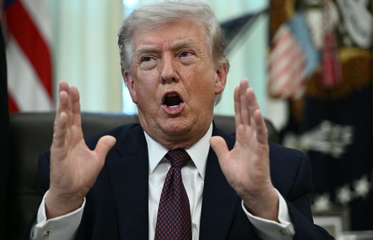 Фото для новини:Трамп "серйозно розглядає" вихід США з НАТО