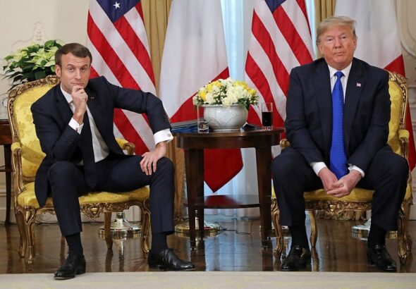 Фото для новини:Трамп висміяв Макрона та його дружину, президент Франції відповів
