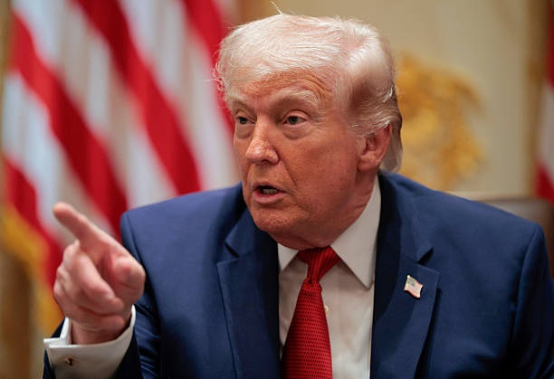 Фото для новини:Трамп зробив заяву про відкриття Ормузької протоки