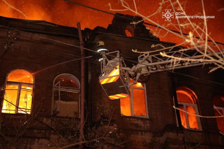 Фото для новини:У Дніпрі зросла кількість загиблих до трьох