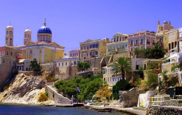 Фото для новини:У Греції пропонують місяць безкоштовного проживання з харчуванням