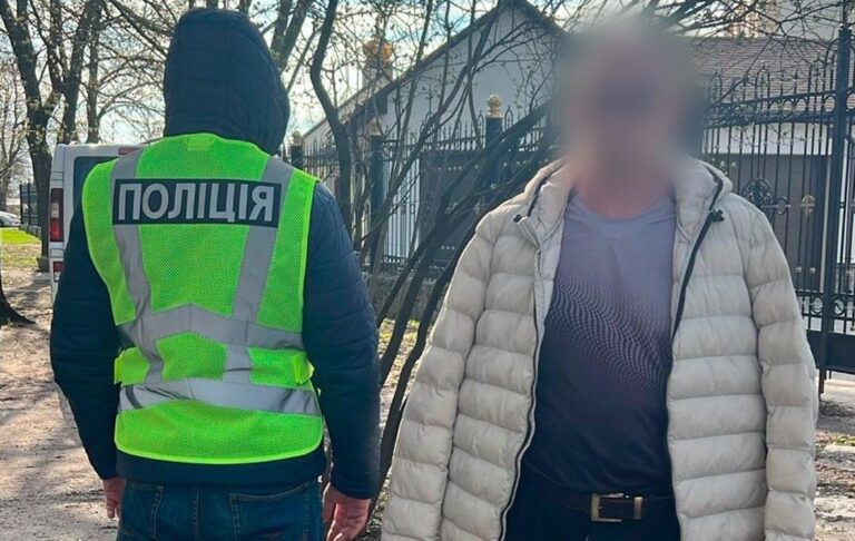 Фото для новини:У Харкові затримали нападника на військовослужбовця ТЦК