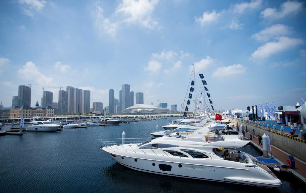 Фото для новини:У світі значно зросла кількість мультимільйонерів - ЗМІ