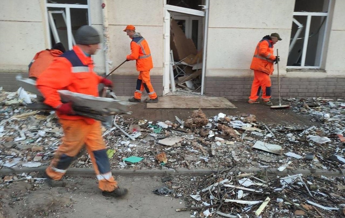 Фото для новини:Удар РФ по Одесі 28 березня: кількість загиблих знову зросла