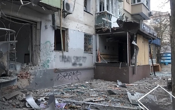 Фото для новини:Удари по Херсону: є загибла та поранена