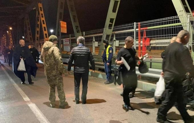 Фото для новини:Угорщина сфальсифікувала відео в справі інкасаторів - Ощадбанк