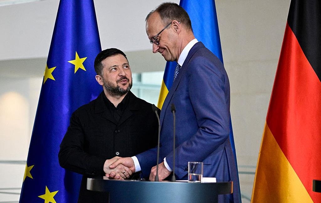 Фото для новини:Україна і Німеччина підписали 10 угод - Зеленський