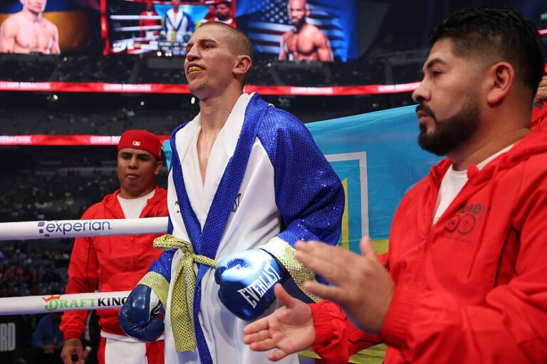 Фото для новини:Українець вийде на ринг проти спадкоємця легенди боксу