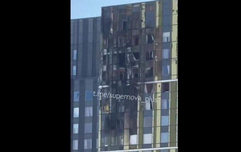 Фото для новини:Українські дрони вперше долетіли до Уралу