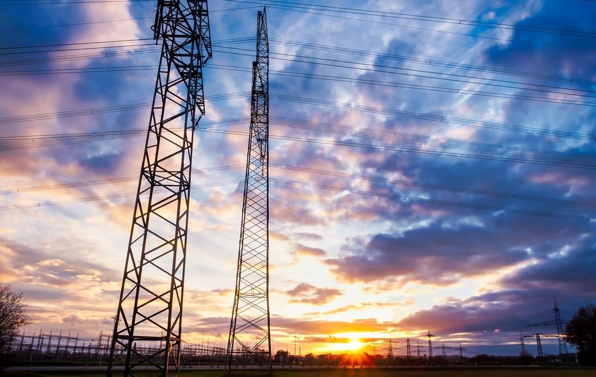 Фото для новини:Укренерго визначилось з відключеннями на початку травня