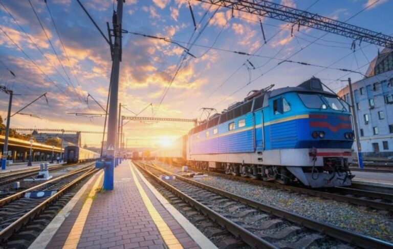 Фото для новини:Укрзалізниця анонсувала зміни вартості квитків у люксових вагонах