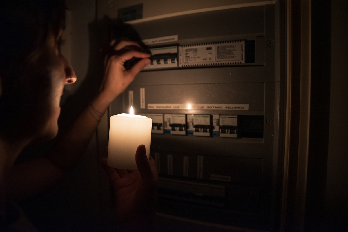 Фото для новини:В Криму масштабне знеструмлення після атаки дронів