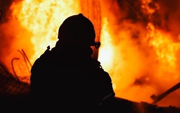 Фото для новини:Війська РФ вдарили по Дніпру, виникли пожежі